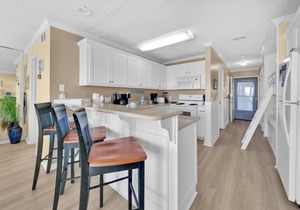 ☀️Beach Front-Pool + HotTub-Latitude 29 #2☀️