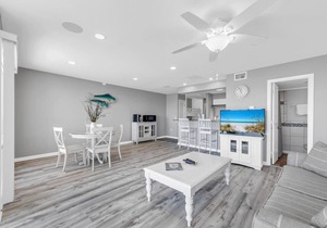 🌊Beach Front Views | Ground Floor | Steps to Pool | Latitude 29 #25🌊