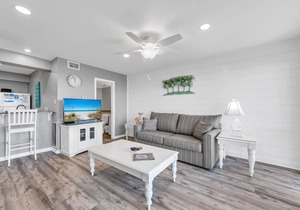 🌊Beach Front Views | Ground Floor | Steps to Pool | Latitude 29 #25🌊
