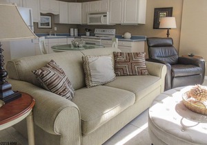 Beachfront Condo At Bargain Price! Resort Heated Pool! Tennis Courts! Million Dollar View!