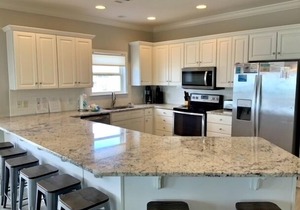 Beachfront, Pools, Tennis/Pickleball