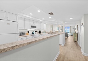 Beachfront Vacation Rental, Beautiful Views from the 1st story.