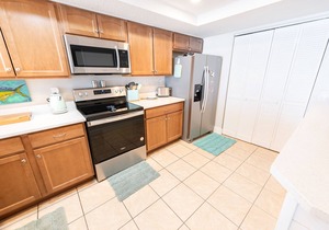 Beachfront updated Vacation Rental, Beautiful Views from the 5th story balcony.