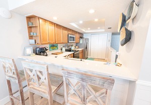 Beachfront updated Vacation Rental, Beautiful Views from the 5th story balcony.