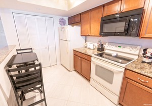 Beachfront Vacation Rental, With Amazing Ocean Views!