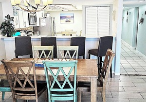 Beachside Gulf front 3BR,2BA condo in Indian Shores, FL Spectacular Sunsets!