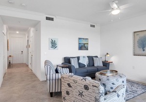 🥇 Beautiful 2bd condo within a golf resort (CH894)