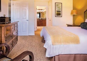 Beautiful 3 bedroom unit at resort, sleeps 8