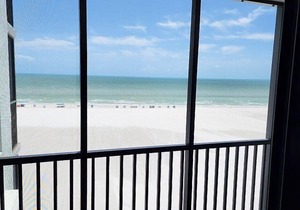Beautiful 9th Floor Beachfront Condo At Island Winds - Free Wifi, Central.