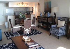 Beautiful beachfront couples retreat #202 - Special building reno Pricing