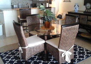 Beautiful beachfront couples retreat #202 - Special building reno Pricing