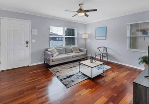 Beautiful Complex 1BR with Garden