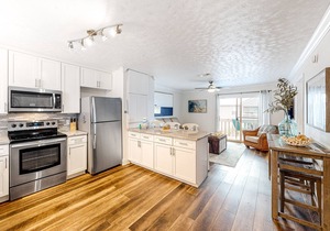 Beautiful Soundfront Condo w/Free WiFi, Sound Views, AC, W/D, & Shared Pool