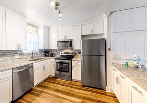 Beautiful Soundfront Condo w/Free WiFi, Sound Views, AC, W/D, & Shared Pool