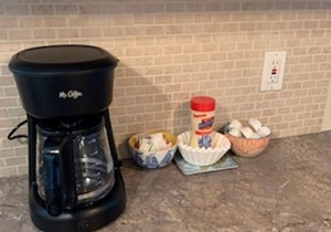 Beautifully furnished condo near the beach!