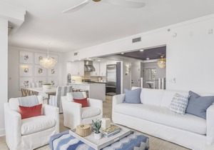 Book a Getaway Today! Gulf Views! Steps from Community Pool! Multiple Balconies!