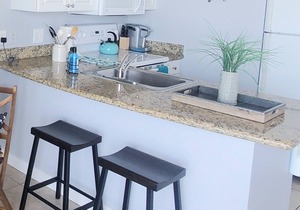 Breathtaking Waterview Condo