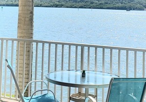 Breathtaking Waterview Condo