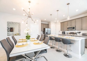 Bright and Sunny Townhouse with Games Room at Reunion