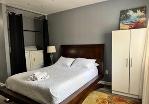 Budget friendly studio apt in historic Springfield