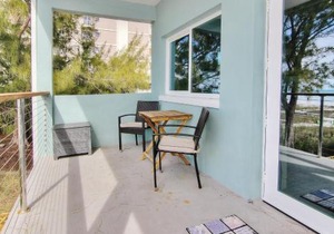 Bungalow Beach Place 8
