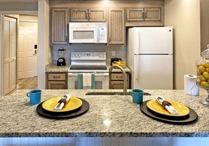 Cape Canaveral Beach Resort - Lazy River, Pool, Waterslide, Splash Pad, Tiki Bar