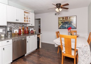 CASA TRANQUILA - WHOLE 4 bed 3.5 bath house, sleeps up to 10