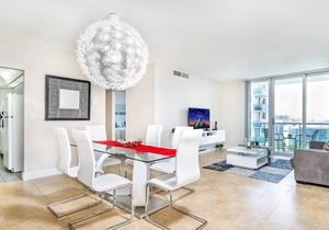 Charming High-Floor Condo at The Tides - CS54