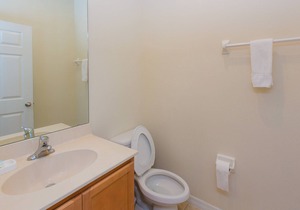 Clean and Cozy 2BR 2.5BA Townhome Close to Disney
