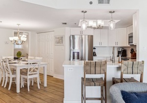 Coastal Charm Oceanview 3BR Condo w/ Heated Pool