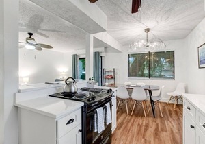 Coastal Condo Oasis: Pool, Tennis & Pickleball Fun