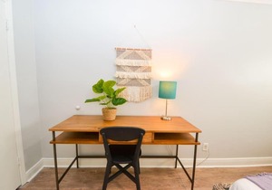 Colorful 2BR by Virginia Park w Work Desk Garden