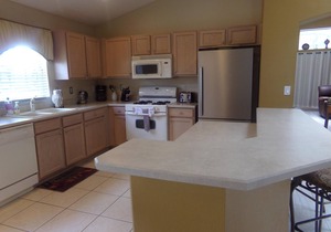 Come stay at our Orange Tree pool home, uniquely appealing - inside and out. Enjoy conveniently located shops, golf, dining and theme parks!
