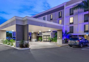 Comfort Inn & Suites Airport Clearwater