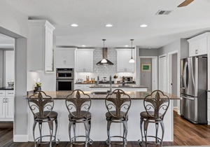 🥇 Comfortable 3bd waterfront house with a private pool (CH931)