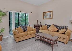 Communal Pool, 20 Minutes To Disney, Splash Area & Restaurants