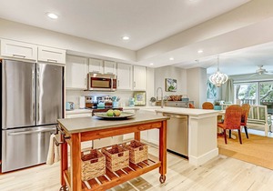 Completely Remodeled Condo with Modern Kitchen & WiFi - Steps to Beach/Pool