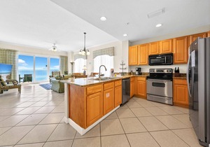 🌞Corner Unit-Balcony-3BR Grandview East 1405🌞