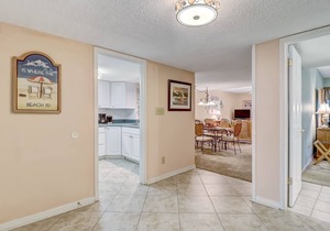 Cozy, 2 bed/2 bath condo