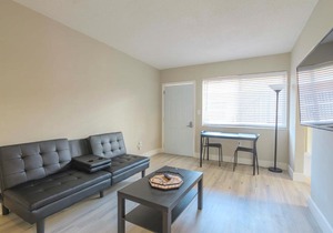Cozy 2BR Apartment in Midtown-Wynwood