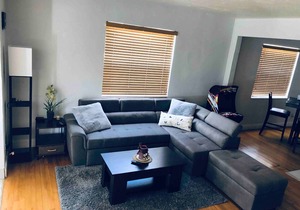 Cozy 2BR House (DTWN HLWD) - Fun Time