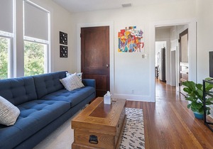 COZY OLD NORTHEAST/DOWNTOWN APARTMENT: CLOSE TO EVERYTHING