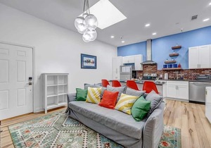Cozy SMB Themed Apt in the Heart of Historic SPR!