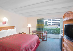 Days Inn by Wyndham Tallahassee University Center