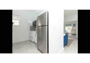 Design District Apartment E
