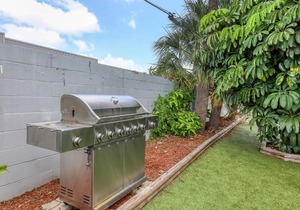 Designed 1BR with Garden in Tampa Virginia Park