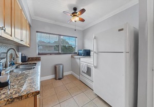 Designed 1BR with Garden in Tampa Virginia Park