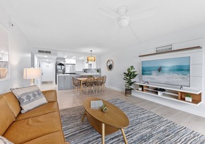 Direct Oceanfront Bliss: Ground-Floor Condo with Heated Pool & Private Beach Access 🌊☀️