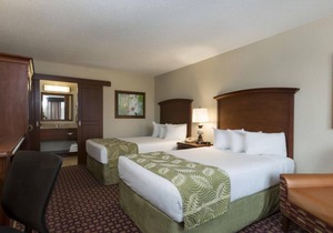 Disney Adventure! 4 Comfortable Units, Pool, Near Disney's Magic Kingdom