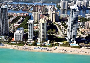 DoubleTree by Hilton Ocean Point Resort - North Miami Beach